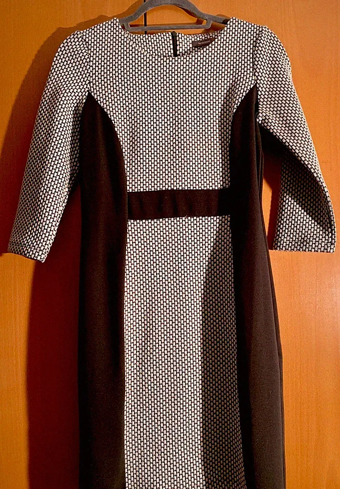 Langärmlig Etui kleid