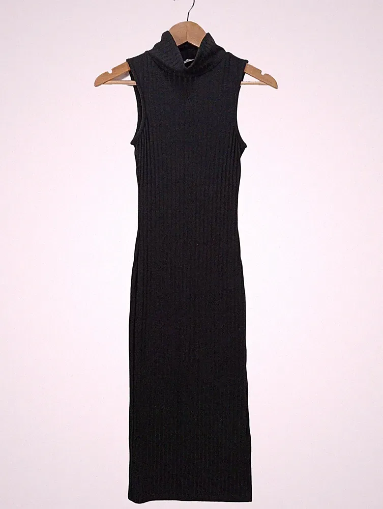 NA-KD Etuikleid Damen Kleid Gr. DE 32 schwarz Casual-Look