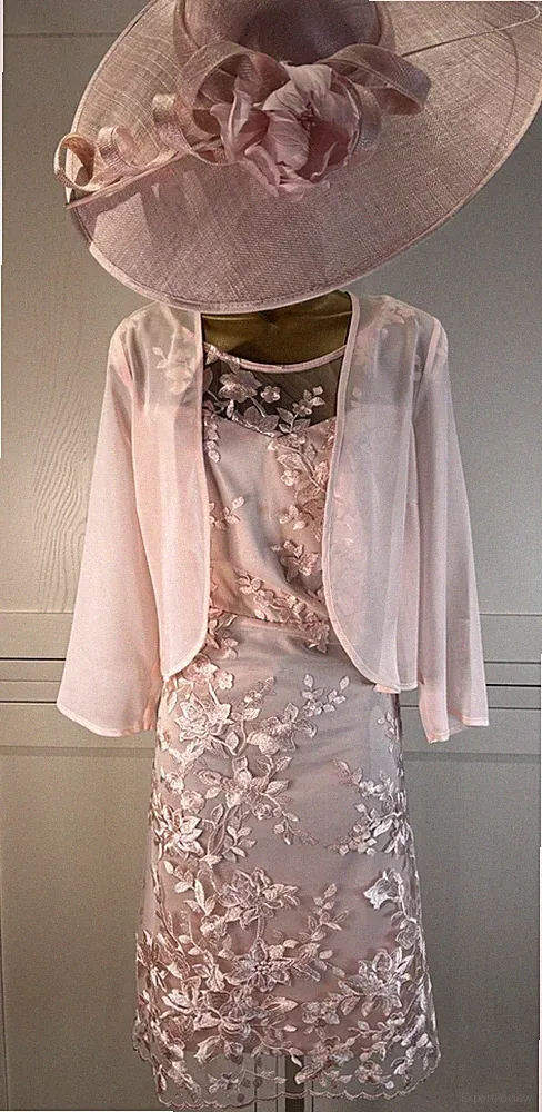 Übergroß kleid hochzeitsgast übergröße