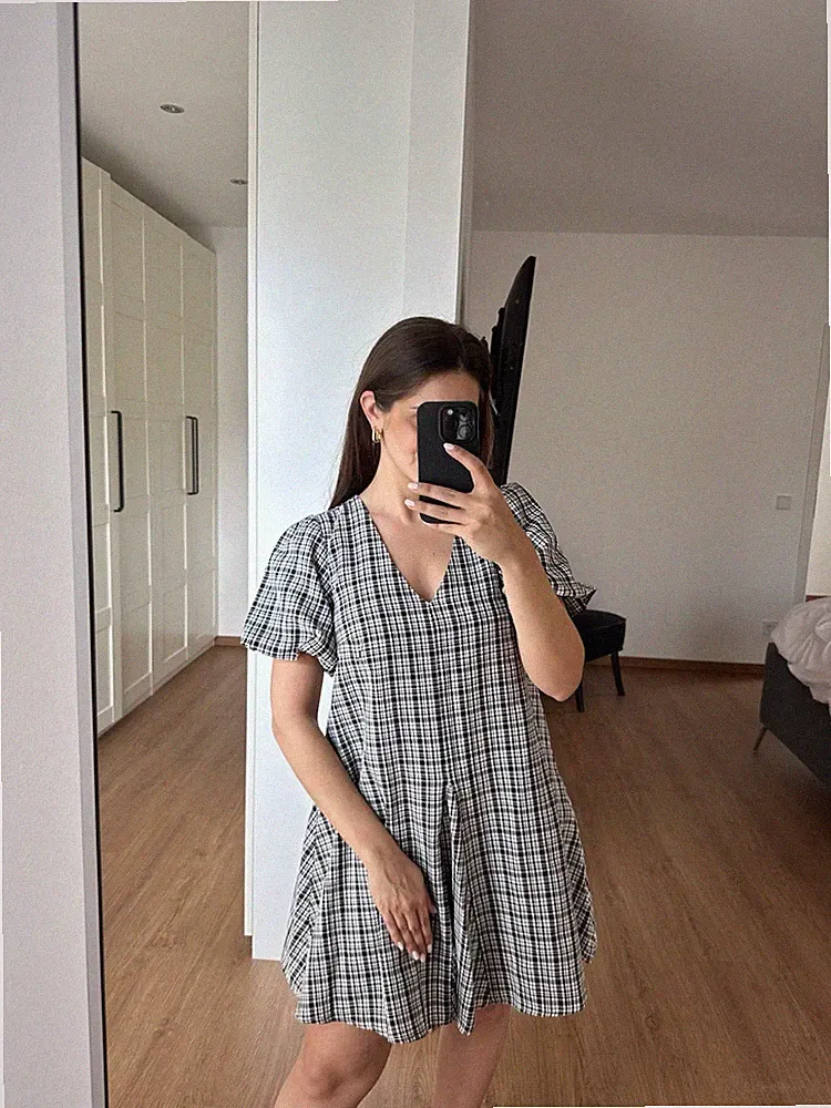 Nakd x Louise Madsen Sommerkleid Gr. XS 34 kariert mit Puffärmeln schwarz weiß
