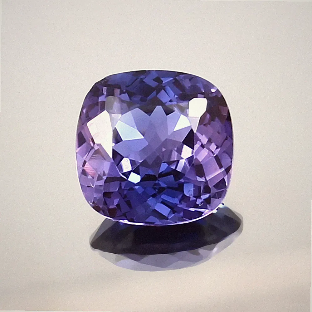 Natürlich Ceylon Farbe Etuikleid Lila Saphir 7.10 Karat Kissen Schnitt Locker