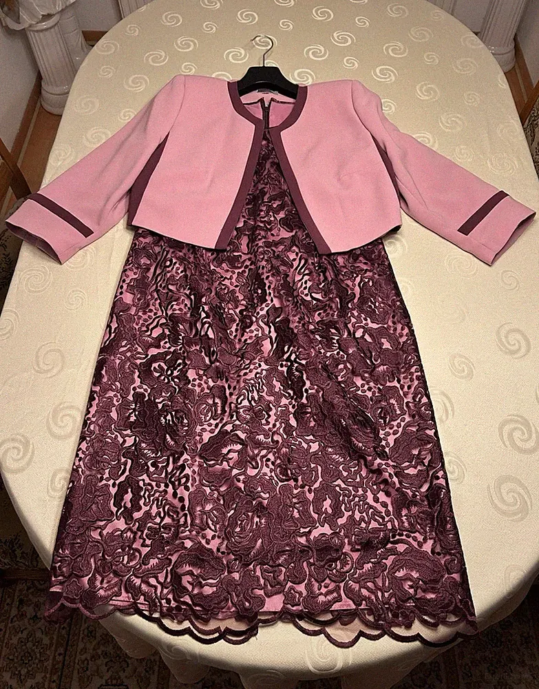 Nella Collection Damen Etuikleid Spitze mit Bolero lila/rosa - Gr. 46 - knielang