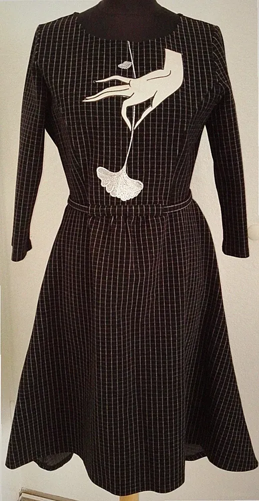 Neu "B queen" tolles Kleid Gr.M schwarz Damen langarm