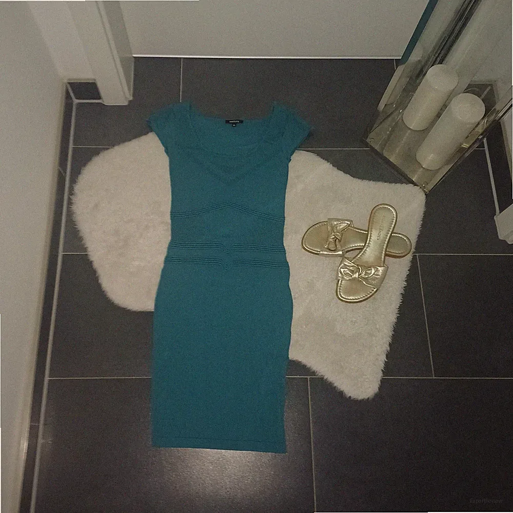 Neu Etuikleid Morgan XS 32 34 stretch türkis Strickkleid Sweatkleid knielang Top