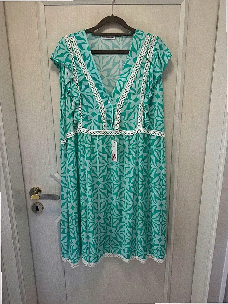 Neu- leichtes Kleid „Spitze Ornamente“VA, Ärmellos,A-Linie Türkis bunt 44/46