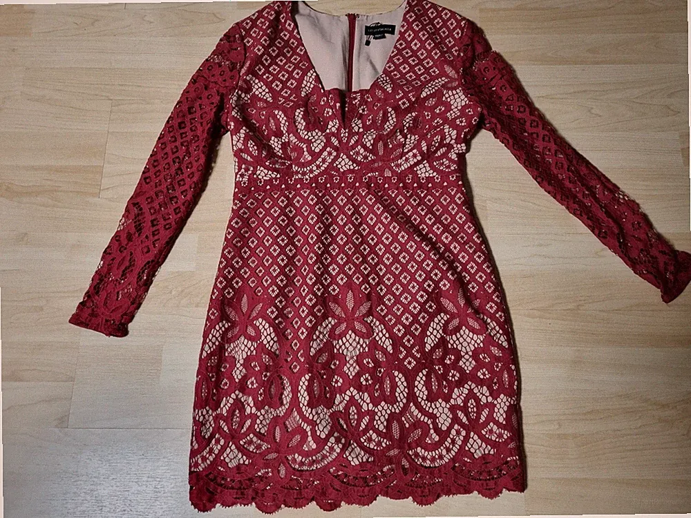 Neu Luxus Kleid aus Spitze Gr L Rot NP170 E Stylestalker ASOS Damen
