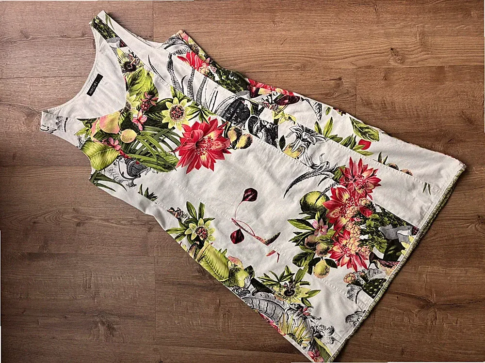 Neu Marc Cain Sommerkleid N4/38 Blumenmuster