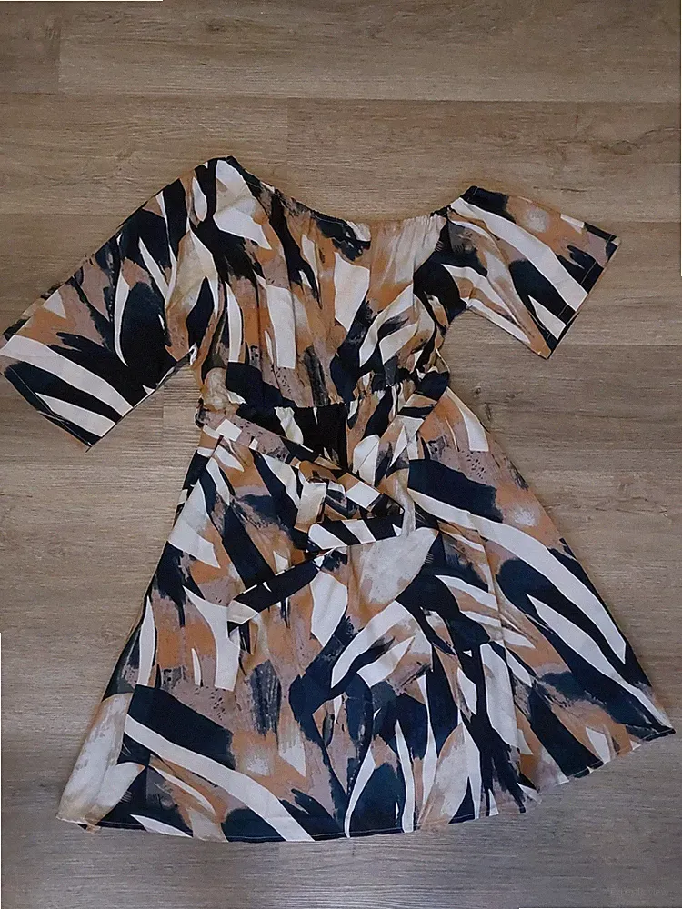 NEUES Sommerkleid One Shoulder SHEIN Größe M