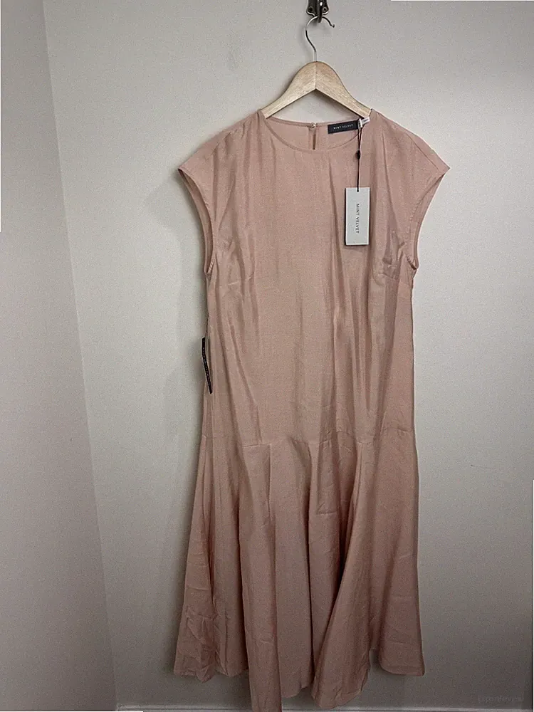Neuwertiges Samt Maxikleid voller Saum Größe 12 rosa Hochzeitsgast UVP 150£