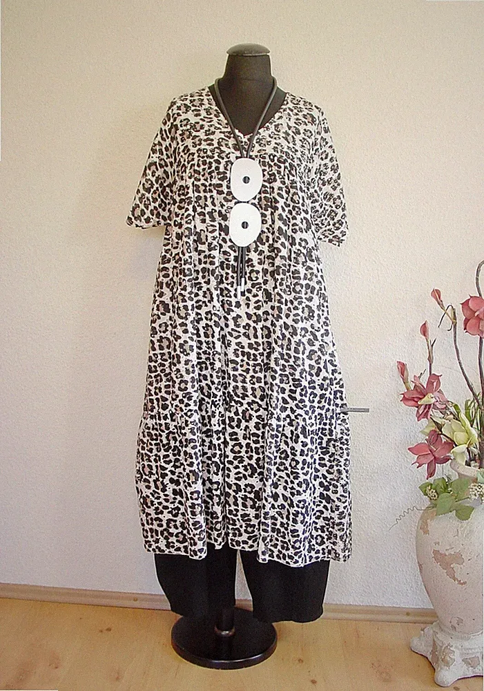 New Collection° Schickes Volant Kleid Baumwolle Leo Print A-Linie ~ one size