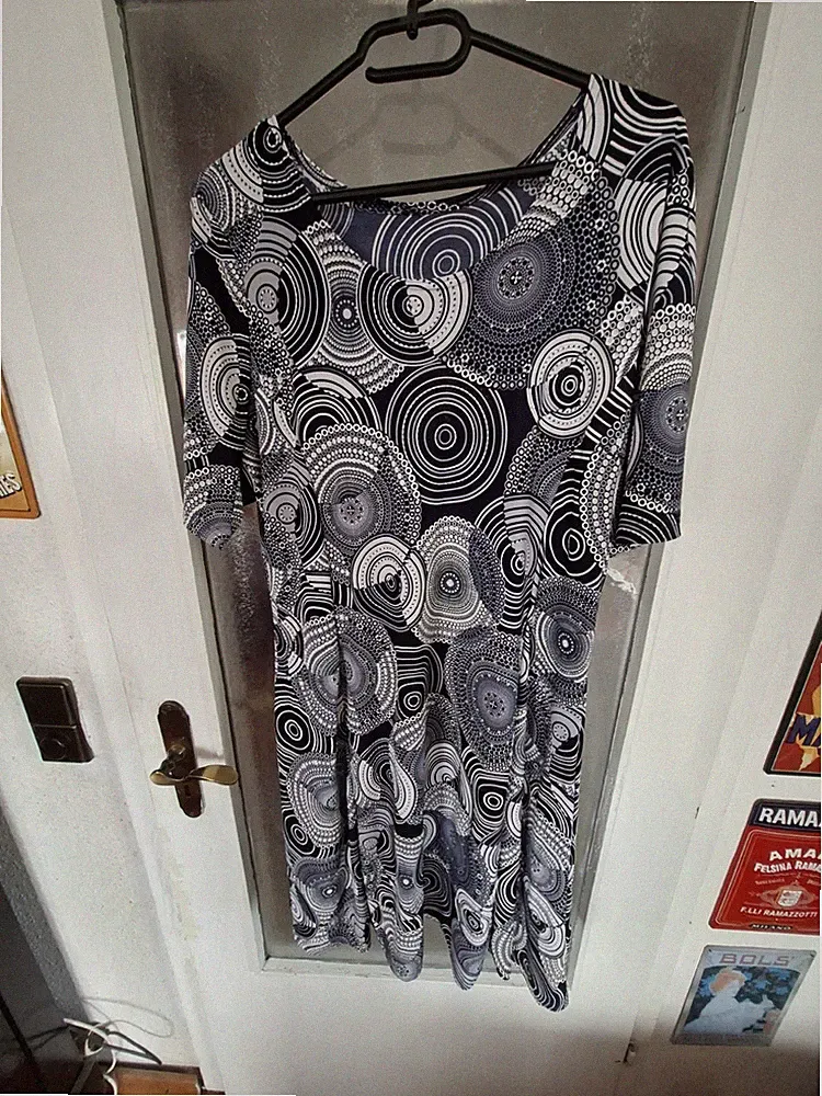 NEW JERSEY Stretch Halbarmkleid Sommer Kleid 44 XXXL blau Grafik Design edel