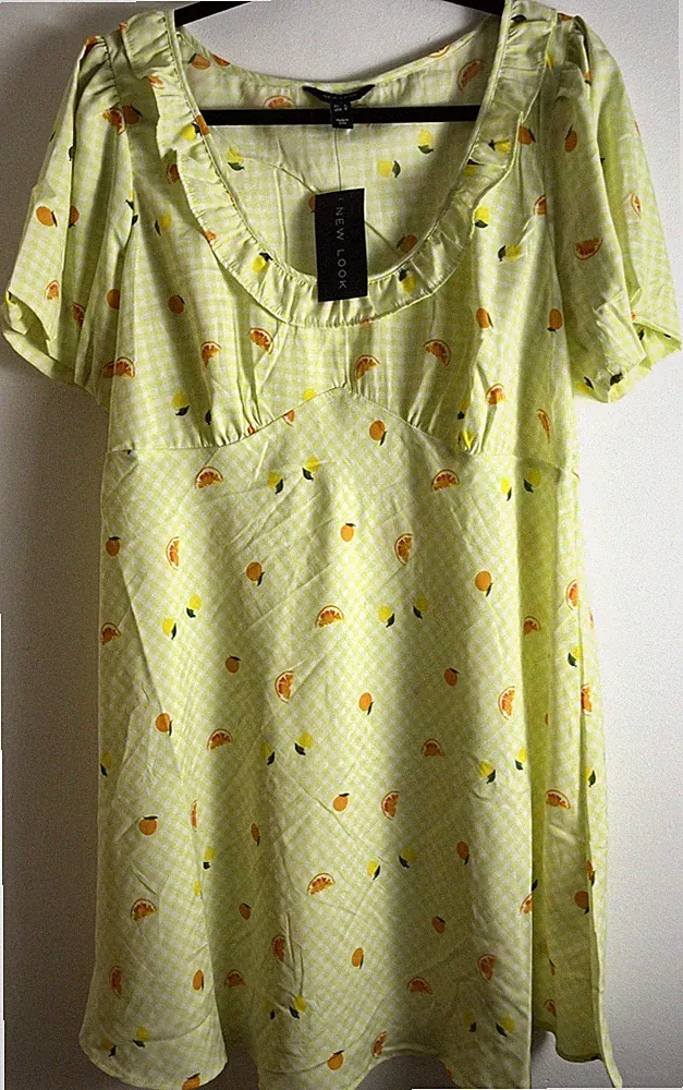 NEW LOOK - FRUIT FRILL NECK DRESS - SIZE 16 - GREEN