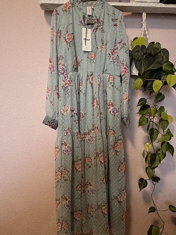 Only Kleid Gr. M Neu mit Etikett Mint Grün Blumen Maxi Kleid Boho Langarm