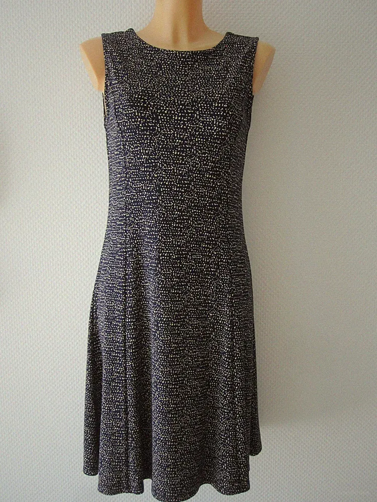 U-Ausschnitt Hochzeitsgast Kleid