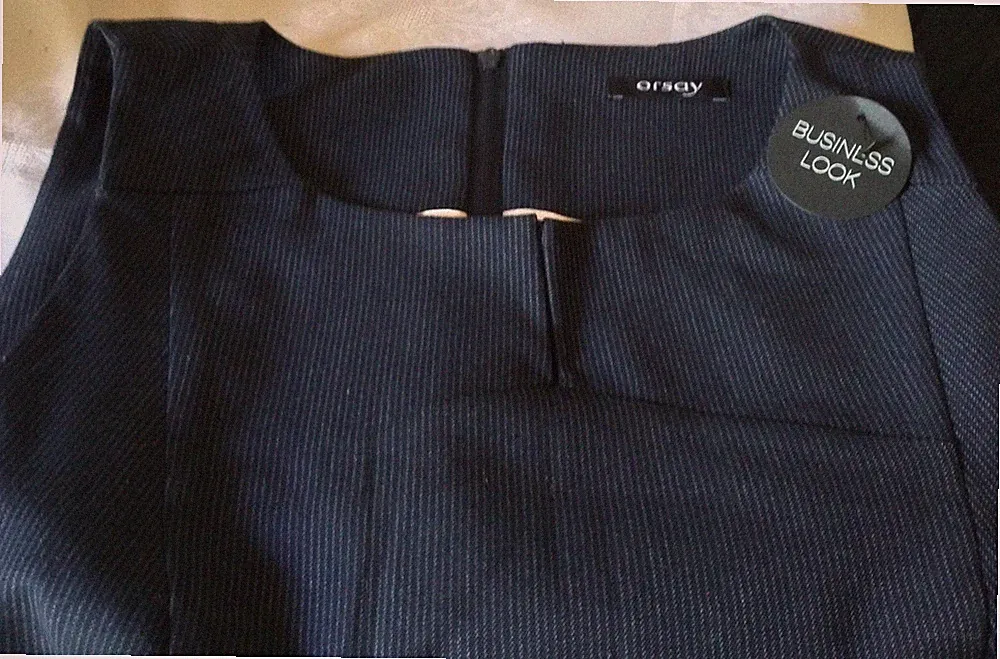 Orsay Business Look Damenkleid-dunkelblau -fein gestreift-A-Linie-Ärmellos-Gr.36