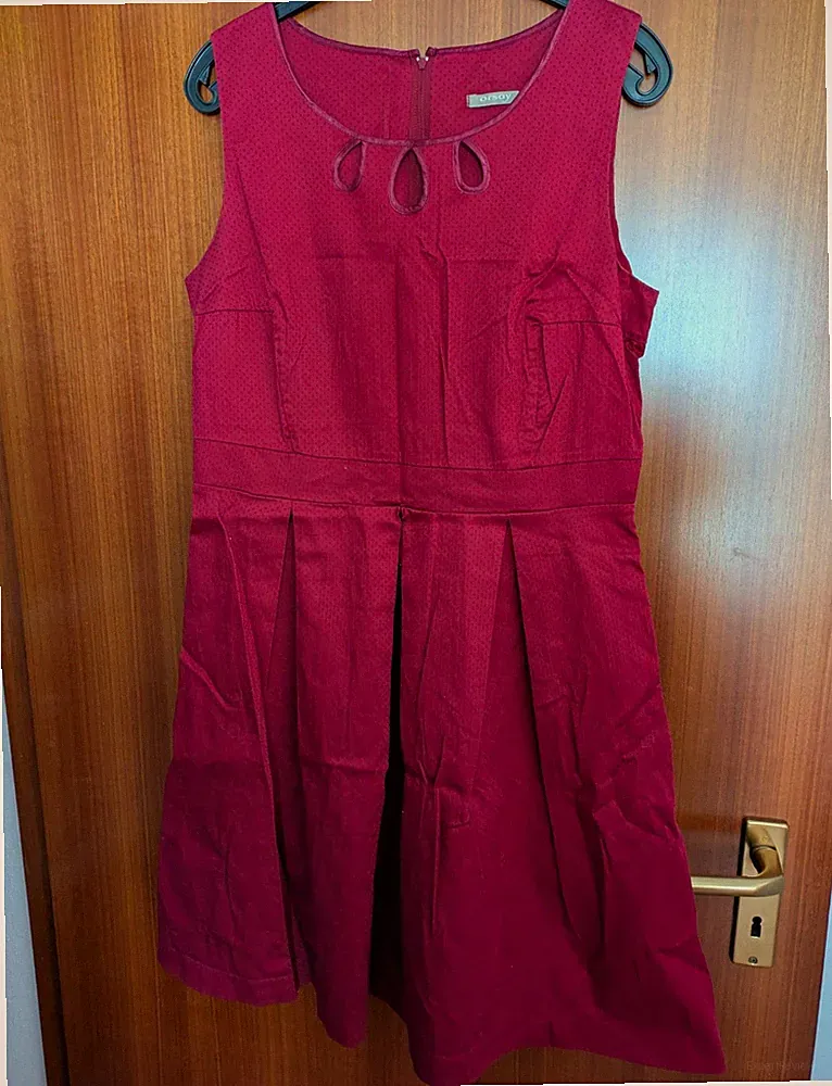 ORSAY Damen A-Linien-Kleid bordeauxrot ärmellos Gr. 42