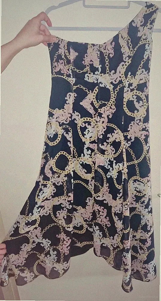 ORSAY Damen A-Linien-Kleid Gr. 38 Schwarz/Gold/Rosa Midi Ketten asym
