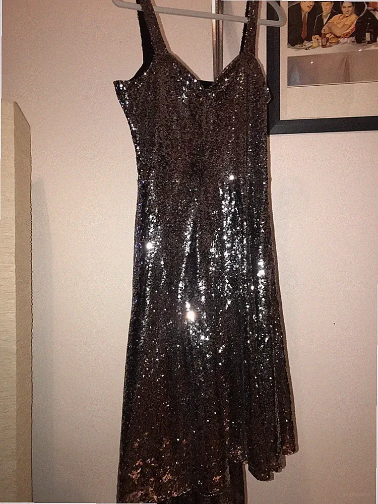 Pailettenkleid, silber, glänzen, A-Linie, Party