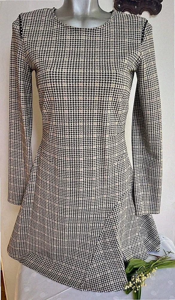 Patrizia Pepe Kleid kurz Hahnentritt grau beige 42 entspricht 36 langarm Viskose
