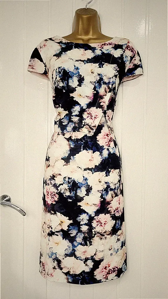Phase Eight Gr. 18 Blumen Lagenlook Sommer Anlass Hochzeit Gast Rennen Kleid NEU