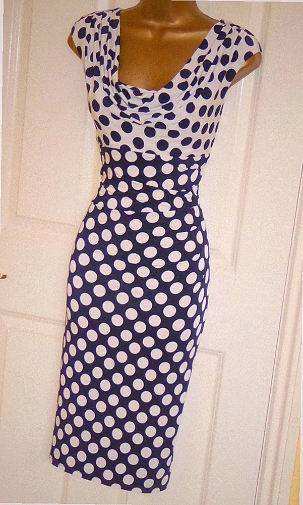 Phase Eight Kleid marine weiß gepunktet Gr. 14 12 Hochzeitsgast Stretch gepunktet