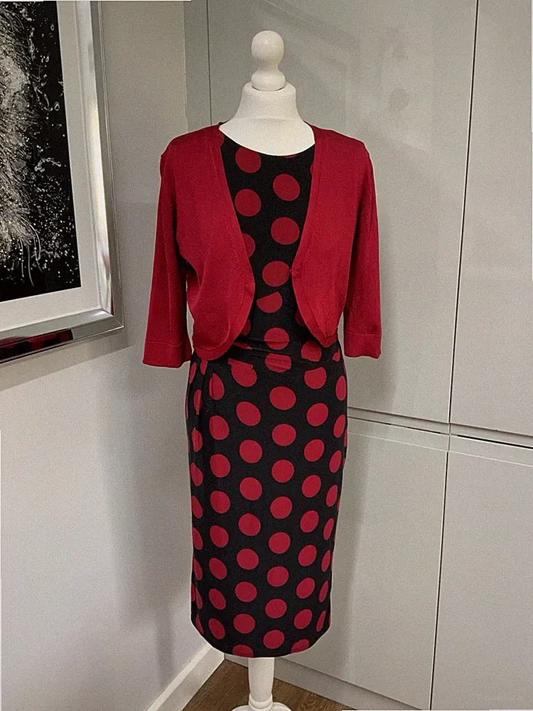 Phase Eight Kleid & Strickjacke Gr. 10/12 rot schwarz gepunktet Hochzeit Gast Anlass
