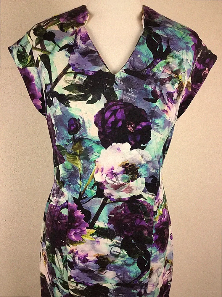 Pied A Terre; Ärmellos V-Ausschnitt Blumedruck Midikleid Hochzeits Kleid Gr.40