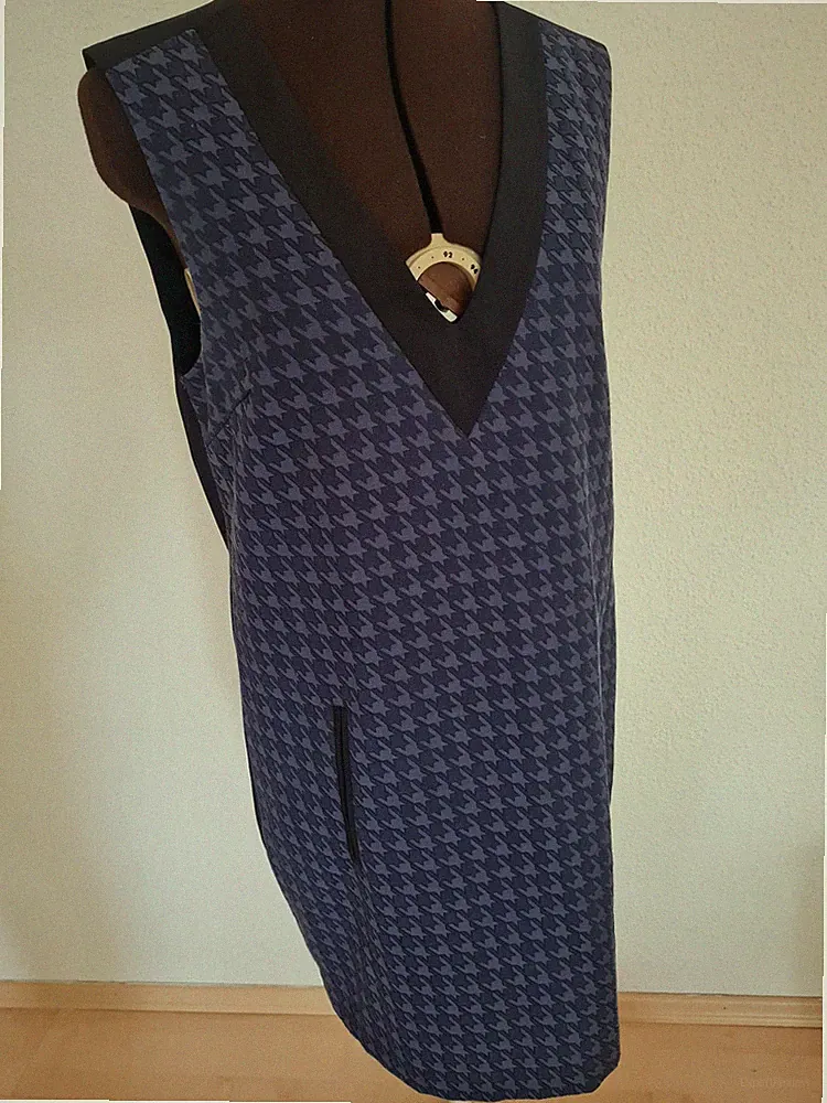PINKO Etui-Kleid schwarz-blau, mini, Gr. 38