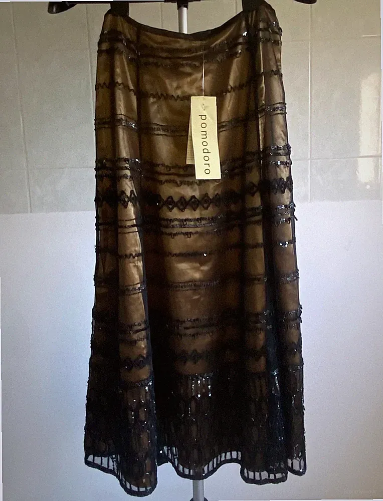 POMODORO ROCK GRÖSSE 12 UK GOLD MIT SCHWARZEN TRANSPARENTEN PERLEN & PAILLETTEN DESIGN GEFÜTTERT *NEU*