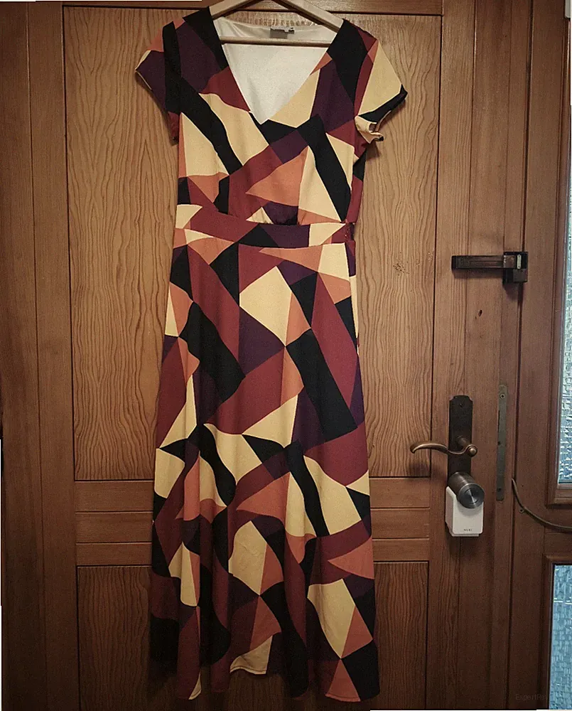 RIKEN MAAVI Damen Kleid Gr. 38 Midi A-Linie V-Ausschnitt Kurzarm geometrisch