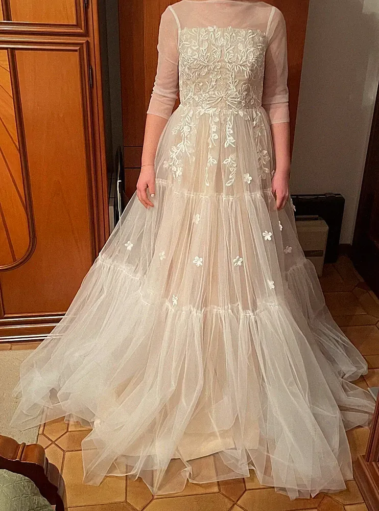 Romantisches Brautkleid aus Tüll und Spitze - Neu