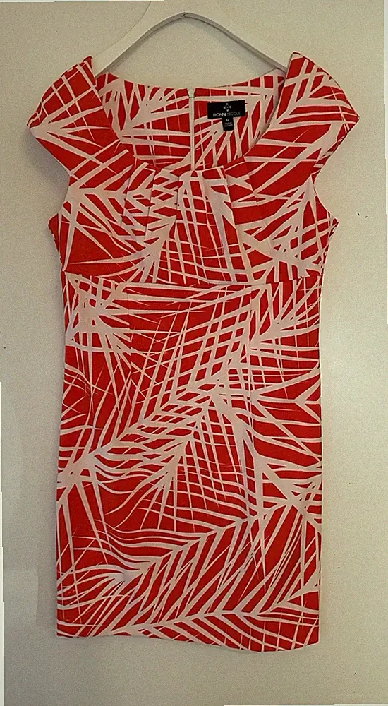 RONNI NICOLE Hochwertige Etuikleid Muster Kleid Gr. 12 Top Zustand