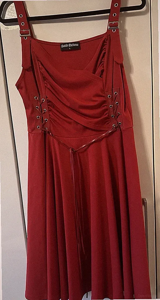 SCARLET DARKNESS A-Linien-Kleid