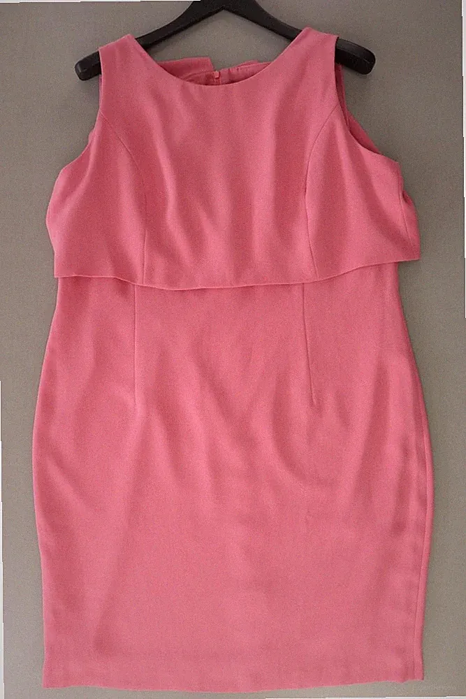 s.Oliver Black Label Etuikleid Regular Kleid für Damen Gr. 46, XL Ärmellos rosa