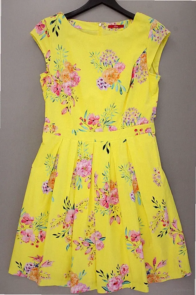 s.Oliver Etuikleid Regular Kleid für Damen Gr. 40, M mit Blumenmuster neuwertig