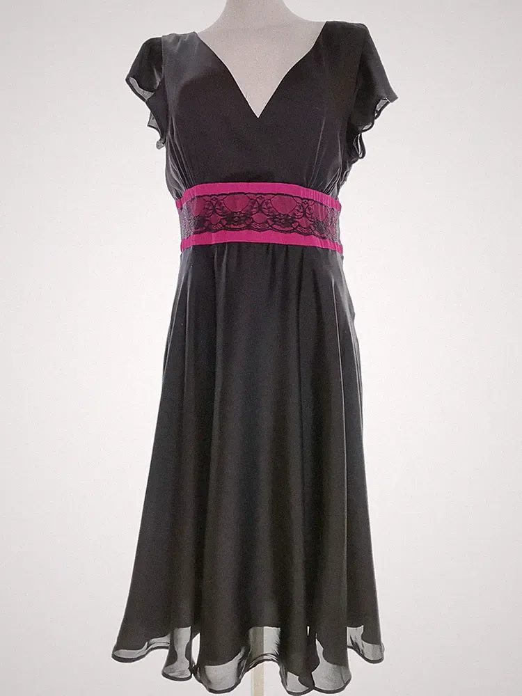 SASHA Damen A-Linien-Kleid Gr. 42 Schwarz Kurzer Ärmel Spitzenstickerei Midi