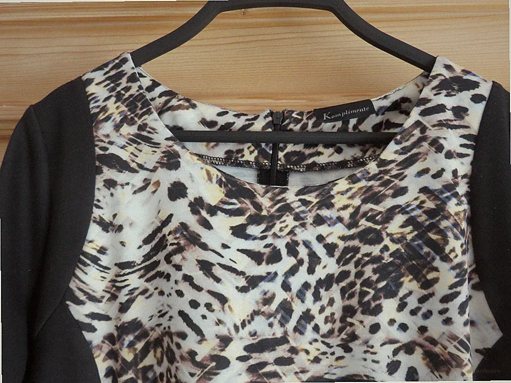 Schickes Herbstkleid Kleid Stretch Animalprint Gr. 44/46 TOP