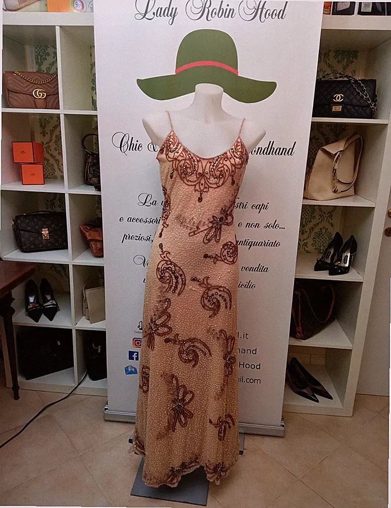 SCHMUCK ABENDKLEID SEHR ELEGANT NUDE