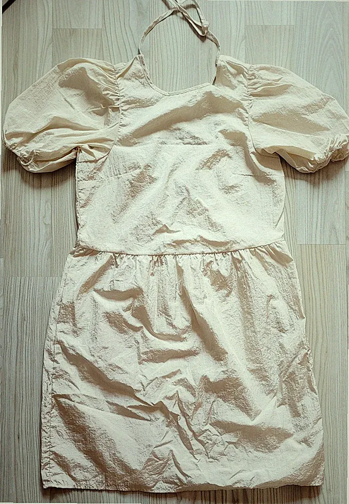 Schönes Kleid Gr. XS von H&M zu verkaufen