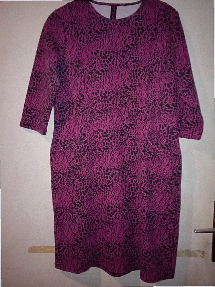 schönes Kleid in weinrot/schwarz 3/4 Arm Gr. 40