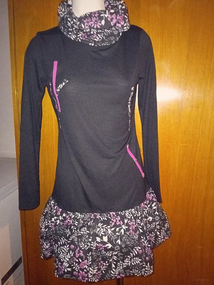 schönes lang-arm Kleid mit Rollkragen Gr. 36/38