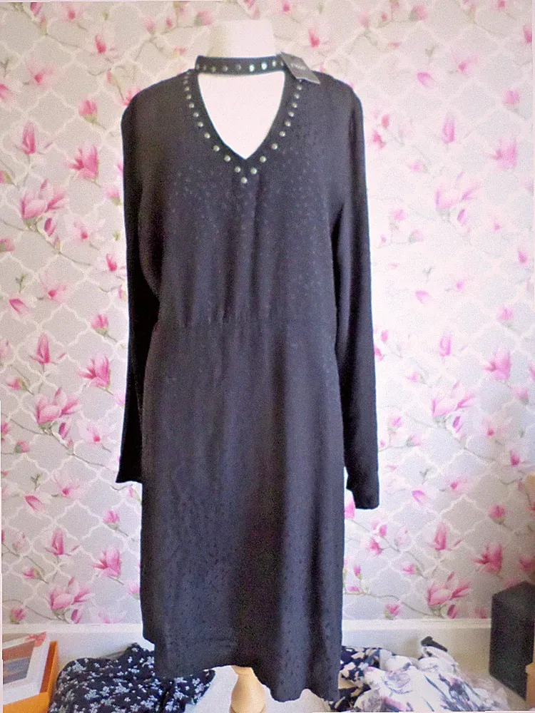 Schönes schwarzes Damenkleid von Next (Größe 16), neu mit Etikett