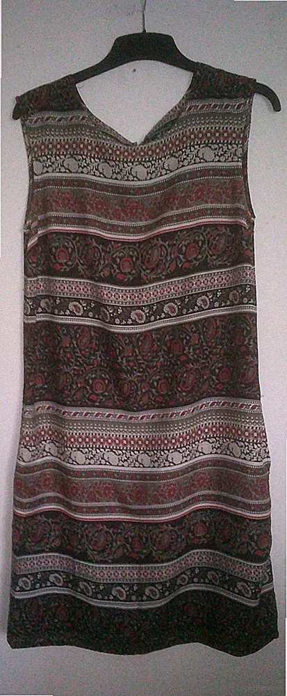Schwarz/braun/beige/rot/weiß gemustertes Kleid ärmellos Gr. 38 s.Oliver