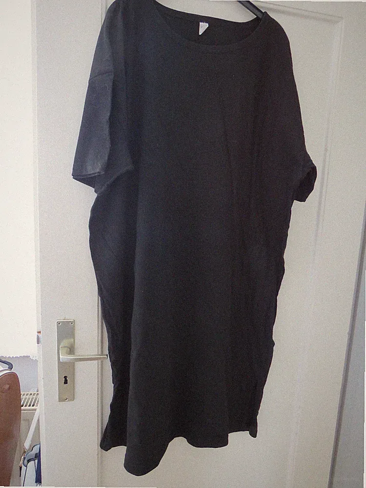 schwarzes Kleid Gr. 50/52