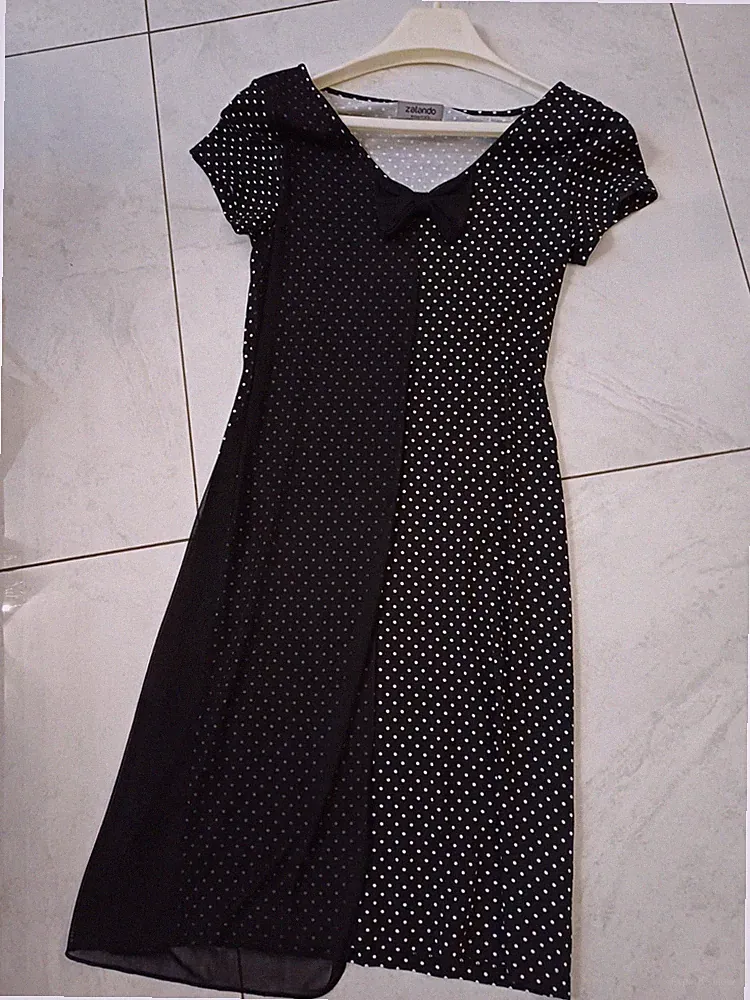 Schwarzes Sommerkleid