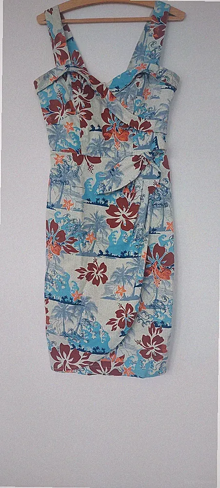 Sehr elegantes Sommerkleid in Gr. 34