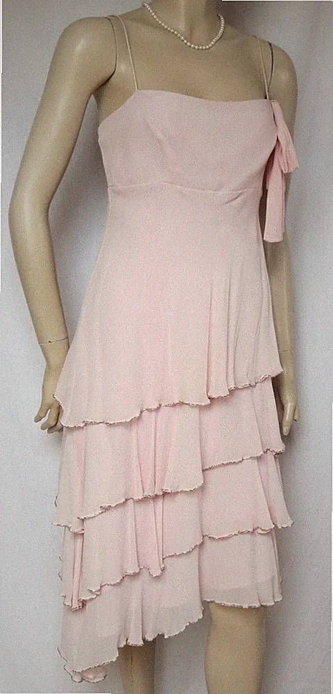 Rundhalsausschnitt Midikleid