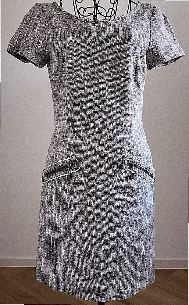 SET Kleid Tweed Bouclé Grau Schwarz Etuikleid Reißverschluss Fransen Gr. 34