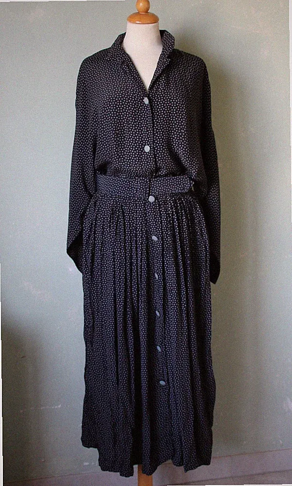 She Kleid Vintage schwarz Punkte grau tailliert Gürtel 3/4 Arm wadenlang Gr L 40