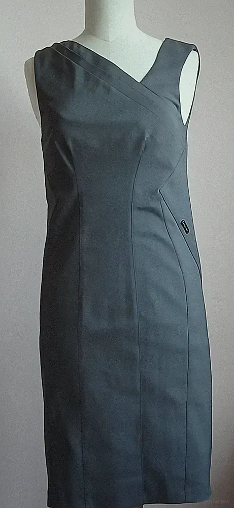SIMONA BARBIERI/ TWIN-SET KLEID GR. M GRAU, OHNE ARM, ASYMMETRISCHER AUSSCHNITT